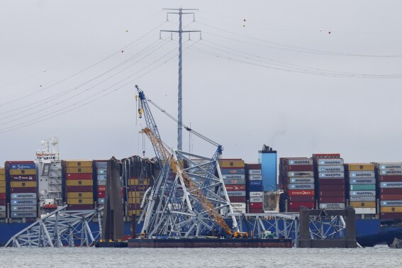 Workers had little warning as Maryland bridge collapsed, raising concerns over safety, communication