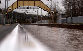 Falling weather delays undermine rail chief’s climate warning