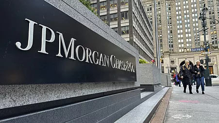 JPMorgan opens earnings season with profit rise and risk warning