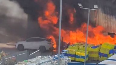 Huge fire breaks out at Evri warehouse in Bristol