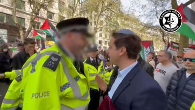 Police threaten to arrest 'openly Jewish' man yards from pro-Palestine march as his presence was 'antagonising'