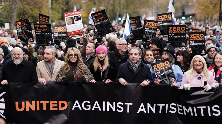 Jewish campaign group cancels walk over safety fears as Met Police chief defends policing of pro-Palestinian march