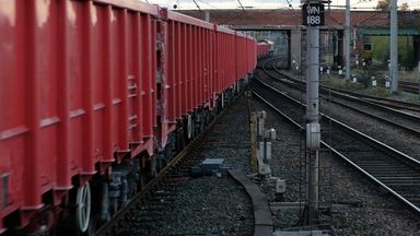 'Do not travel' alert issued after freight train derails on major route