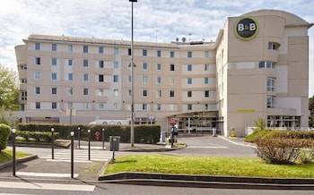 France charges ex-Russian soldier with plotting hotel terror attack