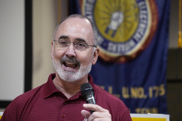 Watchdog investigates UAW president Shawn Fain, accuses union of being uncooperative