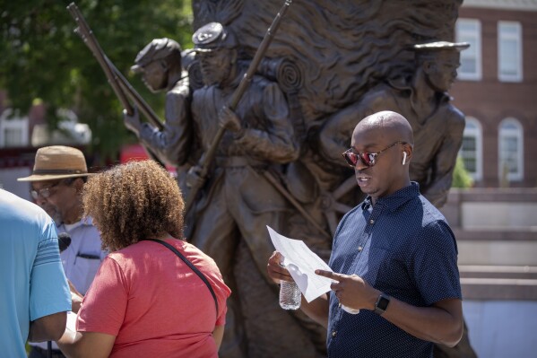 On Juneteenth, a journalist honors ancestor at ceremony for Black soldiers who served in Civil War