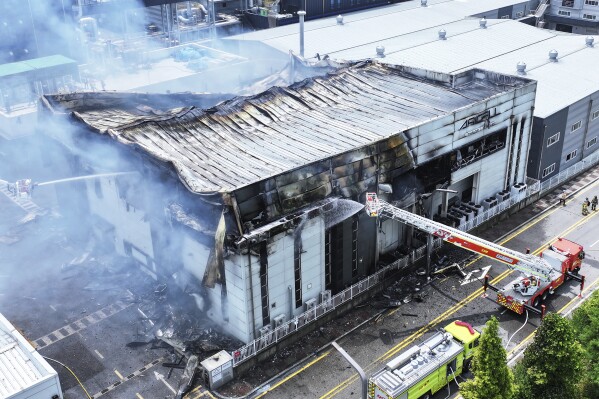 Fire at lithium battery factory in South Korea kills 1, leaves more than 20 missing