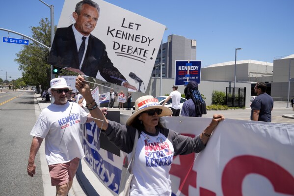 Robert F. Kennedy Jr. didn’t make the debate stage. He faces hurdles to stay relevant