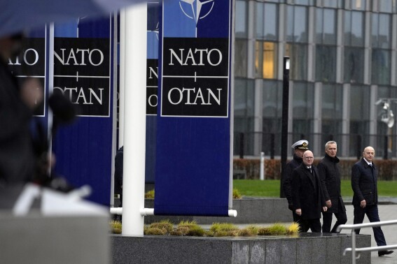 What is the NATO military alliance and how is it helping Ukraine?