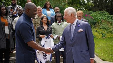 The King and Idris Elba discuss youth violence at King's Trust event