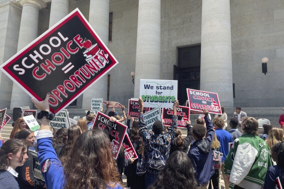 The GOP platform calls for ‘universal school choice.’ What would that mean for students?