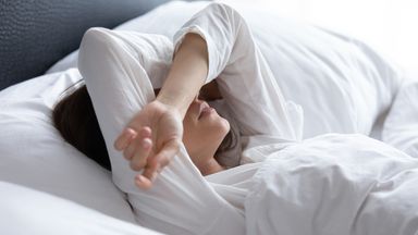 UK weather: Had a bad night's sleep? Here are nine top tips for staying cool in bed