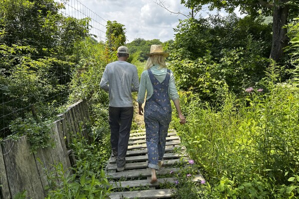 Seeds are gifts from nature, says a major organic producer. Now it’s going to give them away