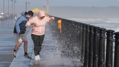 UK weather: Met Office issues yellow wind warning as 60mph gusts could bring 'dangerous conditions'