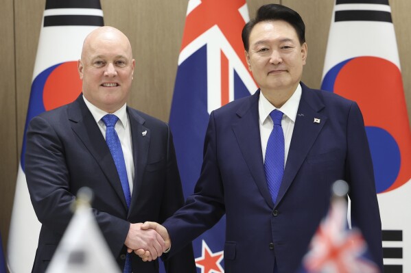 Leaders of South Korea, New Zealand strongly condemn expanding North Korea-Russia military ties