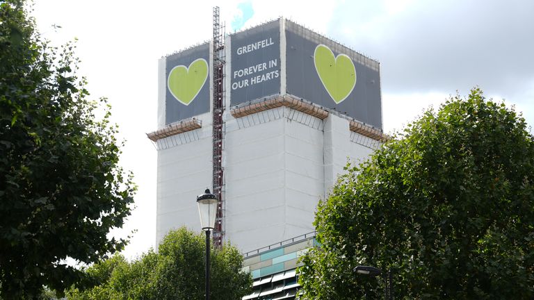 Grenfell Tower: Landmark report finds government ignored warnings about fire risks of high-rise buildings