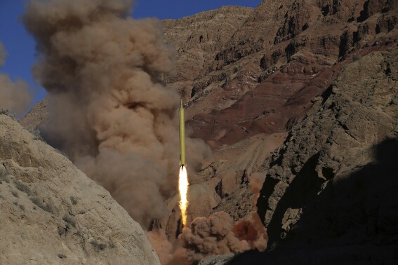 US believes Iran has transferred short-range ballistic missiles to Russia, AP sources say