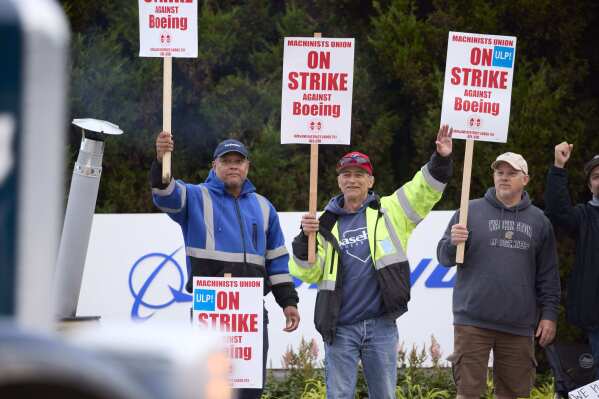 Boeing just the latest company to go head to head with union