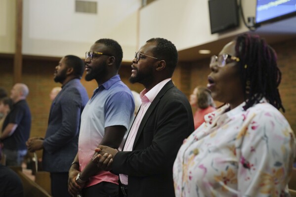 Haitians in Ohio find solidarity at church after chaotic week of false pet-eating claims